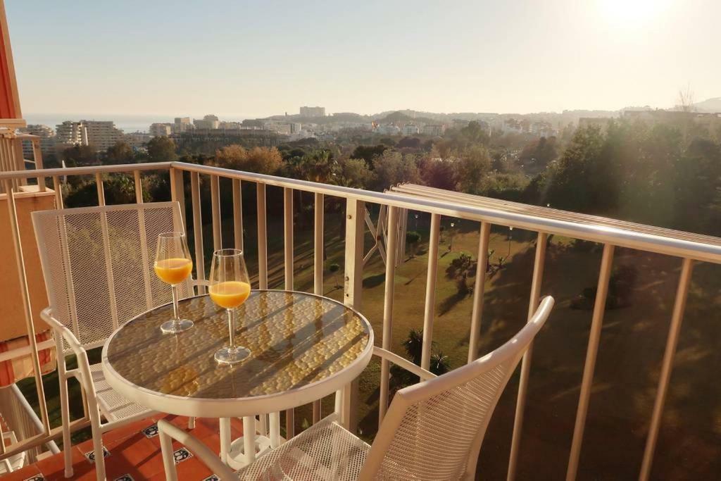 Minerva Sea View Apartment Benalmádena Buitenkant foto